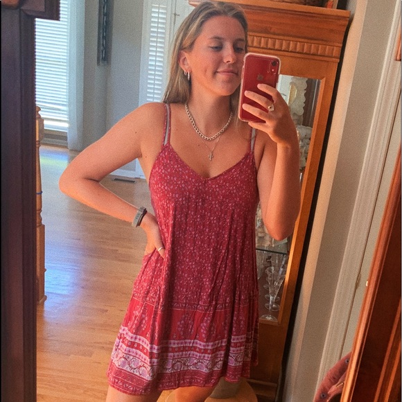 Meet your Posher, Hannah - Picture 2 of 2